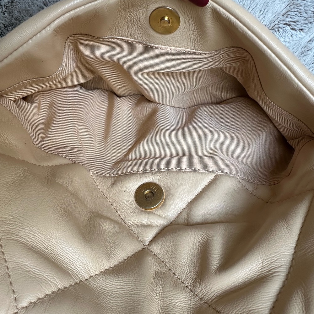 Sold on my FB. Chanel 19 Large Beige - Picture 14 of 17
